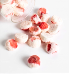 Клубника сублимированная Шарики в йогурте 25 г 00040